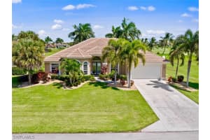18324 Royal Hammock Blvd, Naples, FL 34114, Sold 10/28/21