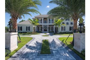 3243 Gin Ln, Naples, FL 34102, Sold 12/09/21