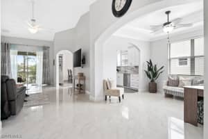 1325 Mariposa Cir, Naples, FL 34105, Sold 10/21/21