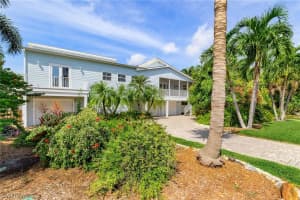14221 Clubhouse Dr, Bokeelia, FL 33922, Sold 11/04/21