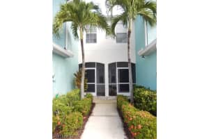 3617 Pine Oak Cir APT 104, Fort Myers, FL 33916, Sold 11/08/21