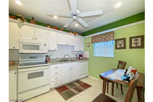 6918 Edgewater Cir, Fort Myers, FL 33919, Sold 10/19/21