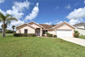 18410 Pine Nut Ct, Lehigh Acres, FL 33972, Sold 11/23/21