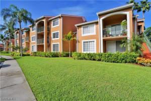 1275 Wildwood Lakes Blvd, Naples, FL 34104, Sold 11/19/21