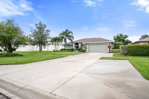 3071 Orange Grove Trail, Naples, FL 34120, Sold 11/04/21