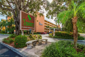 2366 E Mall Dr APT 407, Fort Myers, FL 33901, Sold 10/29/21