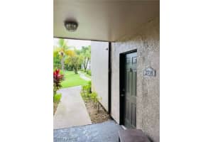 2130 Arbour Walk Cir APT 2718, Naples, FL 34109, Sold 11/04/21