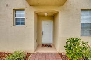 12601 Las Olas Ln APT 111, Fort Myers, FL 33919, Sold 10/12/21