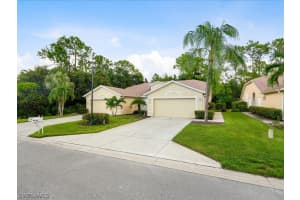 5270 Whitten Dr, Naples, FL 34104, Sold 12/01/21