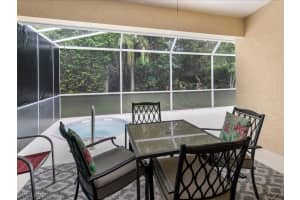 5270 Whitten Dr, Naples, FL 34104, Sold 12/01/21
