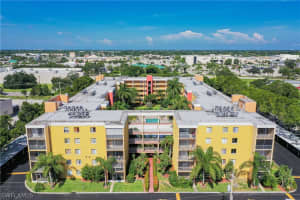 2366 E Mall Dr APT 120, Fort Myers, FL 33901, Sold 10/29/21