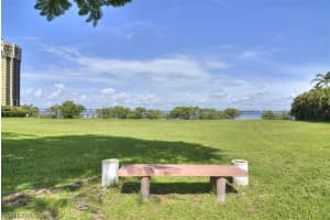 2885 Palm Beach Blvd #402, Fort Myers, FL 33916, Sold 10/08/21