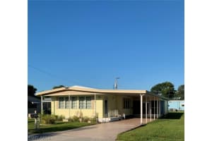 847 Holly Berry Ct, North Fort Myers, FL 33917, Sold 11/12/21