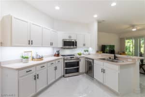 607 Crossfield Cir, Naples, FL 34104, Sold 11/05/21