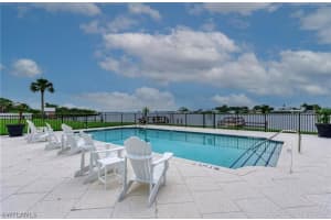 6781 Portside Ln, Englewood, FL 34223, Sold 10/15/21