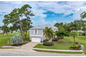 6781 Portside Ln, Englewood, FL 34223, Sold 10/15/21