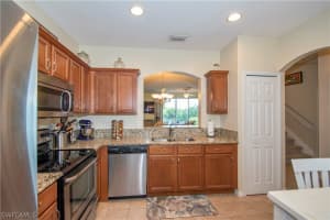 9729 Roundstone Cir, Fort Myers, FL 33967, Sold 12/07/21