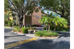 2366 E Mall Dr APT 207, Fort Myers, FL 33901, Sold 11/30/21