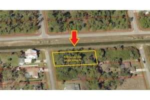 722 Canton Avenue, Lehigh Acres, FL 33972 - MLS#221071084