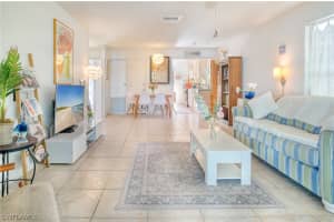 2539 Coconut Dr, Sanibel, FL 33957, Sold 12/27/21