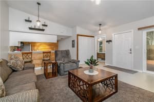 5801 Crystal Lake Ln APT 103, North Fort Myers, FL 33917, Sold 11/12/21