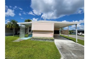 27 Poinsettia Dr, Fort Myers, FL 33905, Sold 01/07/22