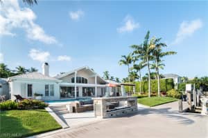 395 21st Ave S, Naples, FL 34102, Sold 10/15/21