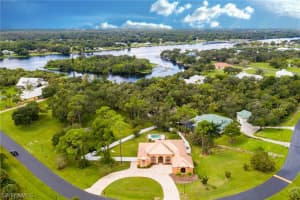 18061 River Chase Ct, Alva, FL 33920, Sold 12/03/21