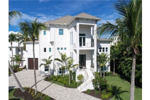 105 Bonaire Ln, Bonita Springs, FL 34134, Sold 04/07/22