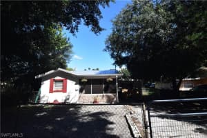 432 Redlin St, North Fort Myers, FL 33903, Sold 11/02/21