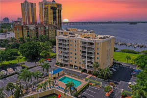 2875 Palm Beach Blvd APT C105, Fort Myers, FL 33916, Sold 11/16/21