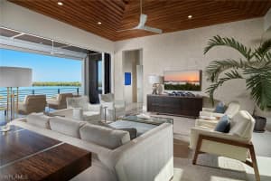 888 Whiskey Creek Dr, Marco Island, FL 34145, Sold 03/14/22