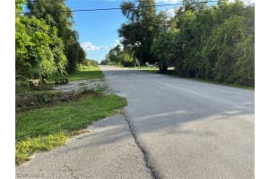  East Of Windsor on Boulevard Street, BONITA SPRINGS, FL 34134 Sold 10/02/24