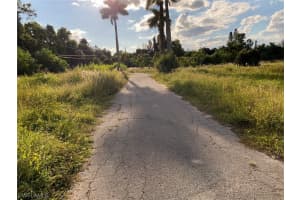  East Of Windsor on Boulevard Street, BONITA SPRINGS, FL 34134 Sold 10/02/24