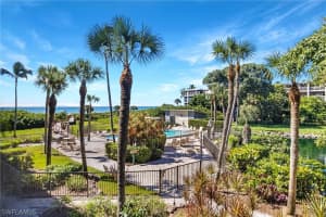2737 W Gulf Dr UNIT 111, Sanibel, FL 33957, Sold 11/05/21