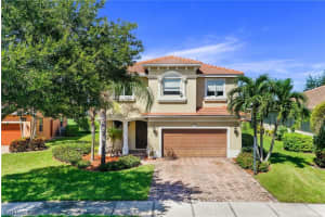1703 Sarazen Pl, Naples, FL 34120, Sold 02/04/22