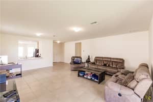 10464 Canal Brook Ln, Lehigh Acres, FL 33936, Sold 12/01/21