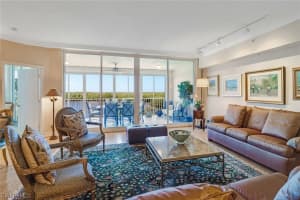 435 Dockside Dr, Naples, FL 34110, Sold 11/29/21