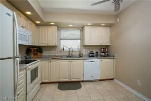 1582 Trafalgar Ln, Naples, FL 34116, Sold 11/29/21