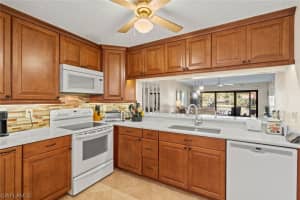 5724 Deauville Cir, Naples, FL 34112, Sold 12/03/21