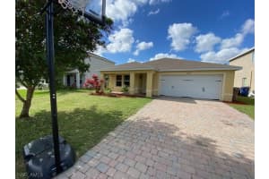 10420 Canal Brook Ln, Lehigh Acres, FL 33936, Sold 04/11/22