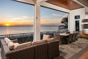 110 Kaula Ln, Bonita Springs, FL 34134, Sold 12/14/21