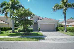 1685 Serrano Cir, Naples, FL 34105, Sold 01/24/22