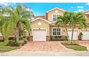 Units 1-4, 8515 Oakshade Cir, Fort Myers, FL 33919, Sold 11/30/21