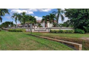 5805 Trailwinds Dr APT 322, Fort Myers, FL 33907, Sold 12/02/21