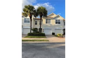 832 Hampton Cir, Naples, FL 34105, Sold 12/09/21