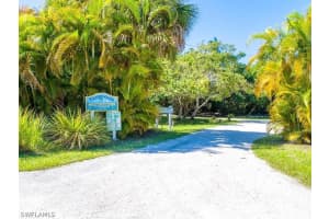 1347 Jamaica Dr, Sanibel, FL 33957, Sold 01/20/22