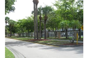 14901 Park Lake Dr APT 301, Fort Myers, FL 33919, Sold 12/09/21