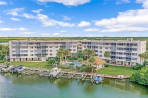 12945 Vanderbilt Dr, Naples, FL 34110, Sold 03/16/22