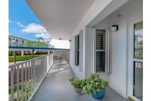 991 N Barfield Dr, Marco Island, FL 34145, Sold 12/03/21